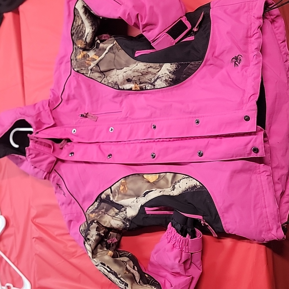 Womens legendary Whitetail jacket. Size M